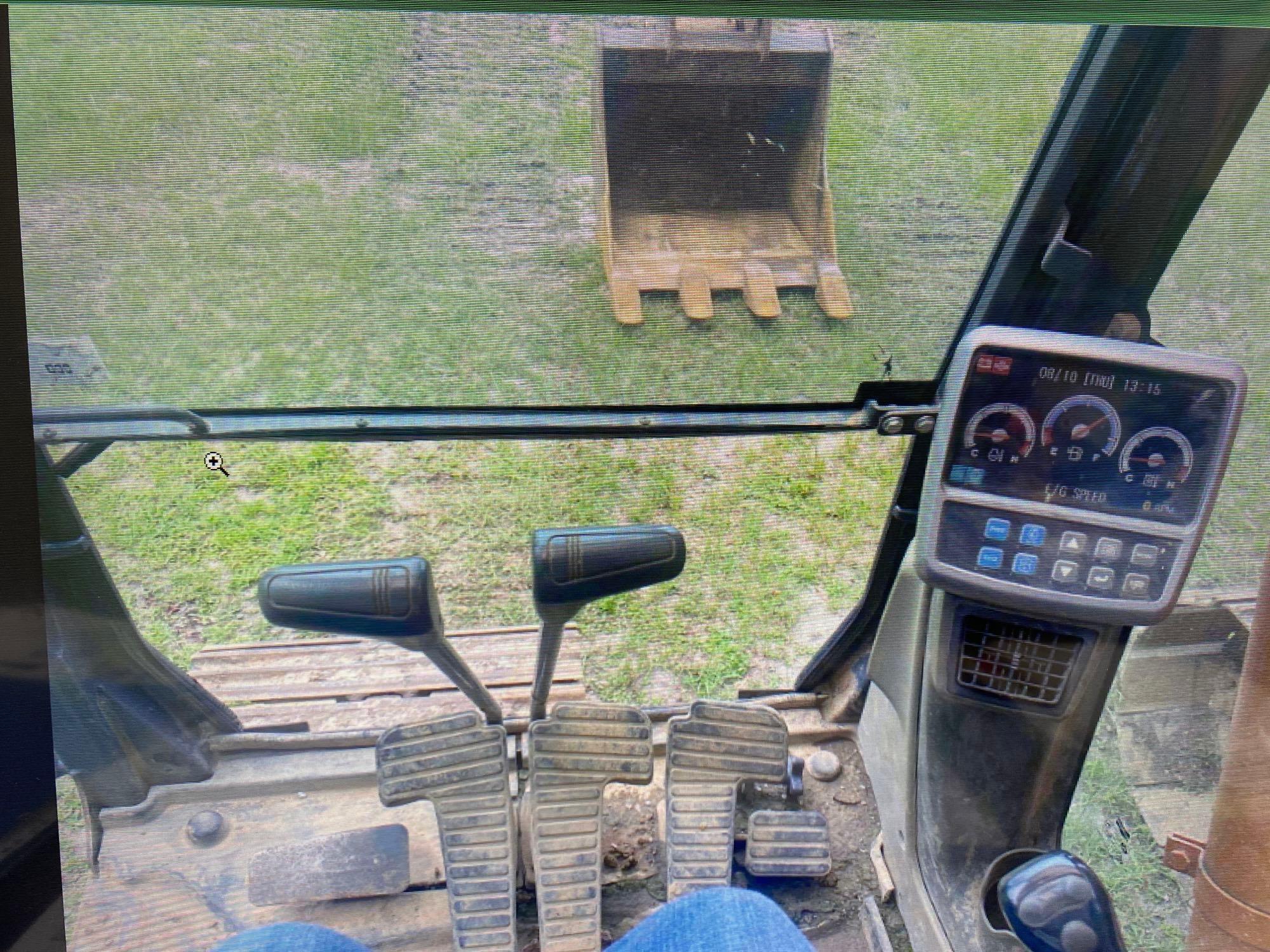 Doosan Trackhoe / Excavator