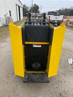 DIGGIT SCL850 Mini Skid Steer
