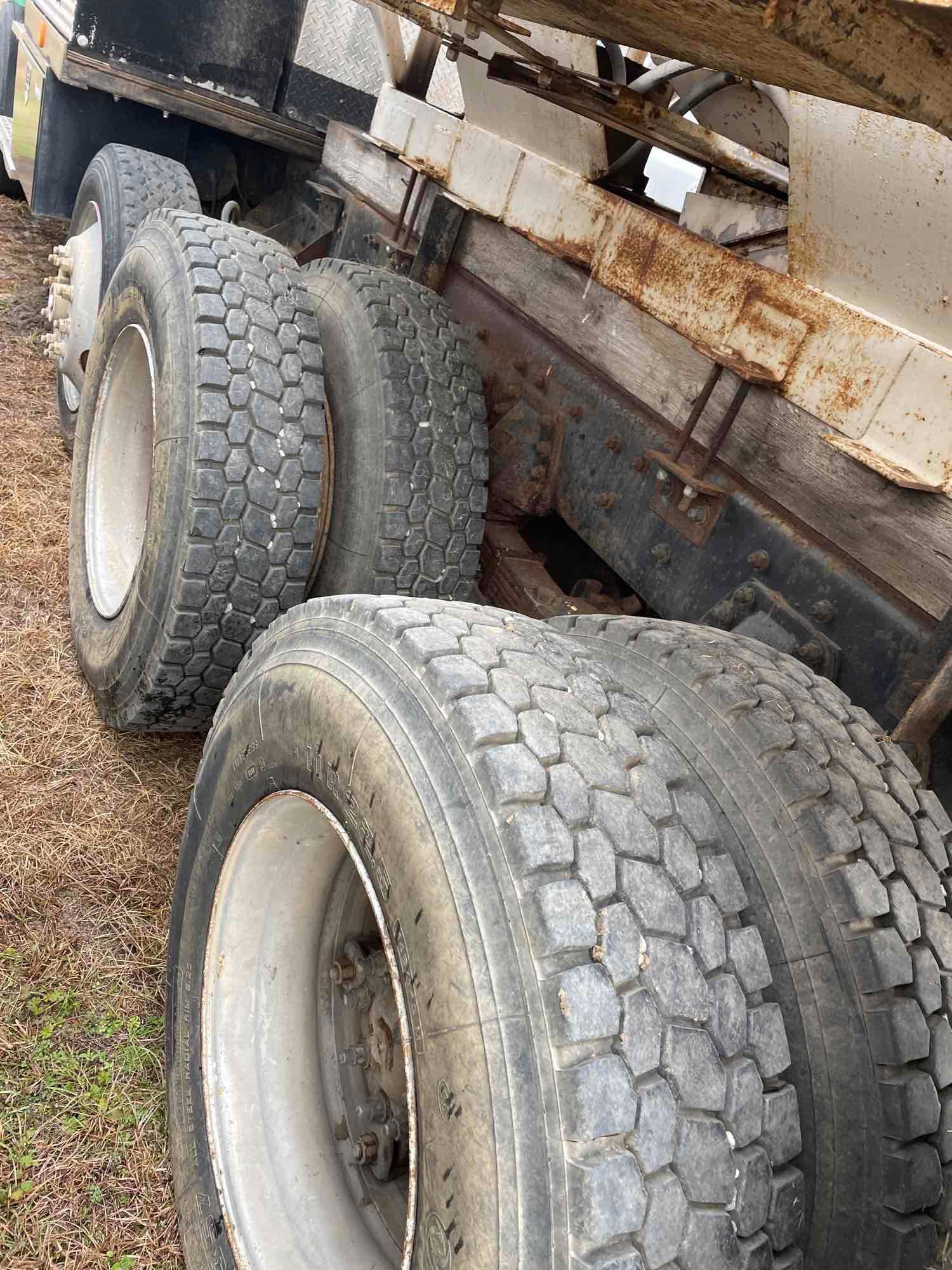 1988 Freightliner Dump Truck