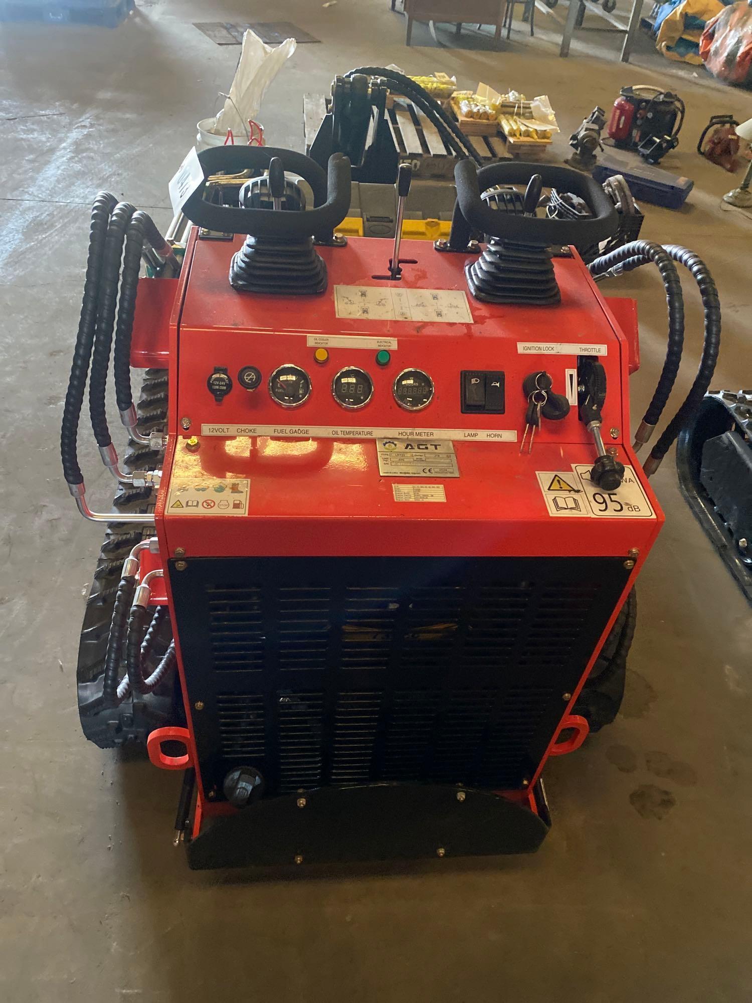 SKID STEER LOADER