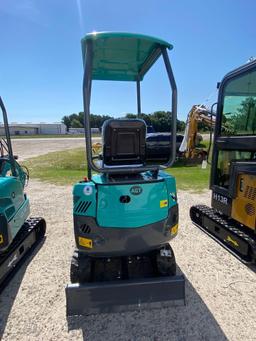AGT EXCAVATOR QK16R