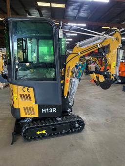 MINI EXCAVATOR H13R