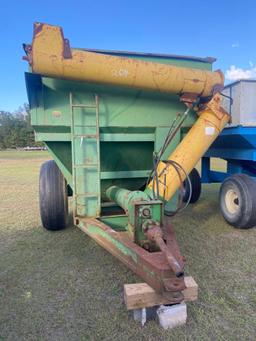 John Deere Grain Cart