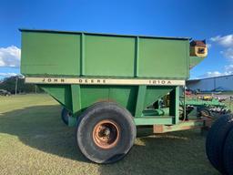 John Deere Grain Cart