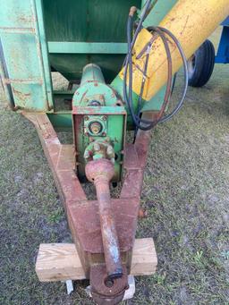 John Deere Grain Cart