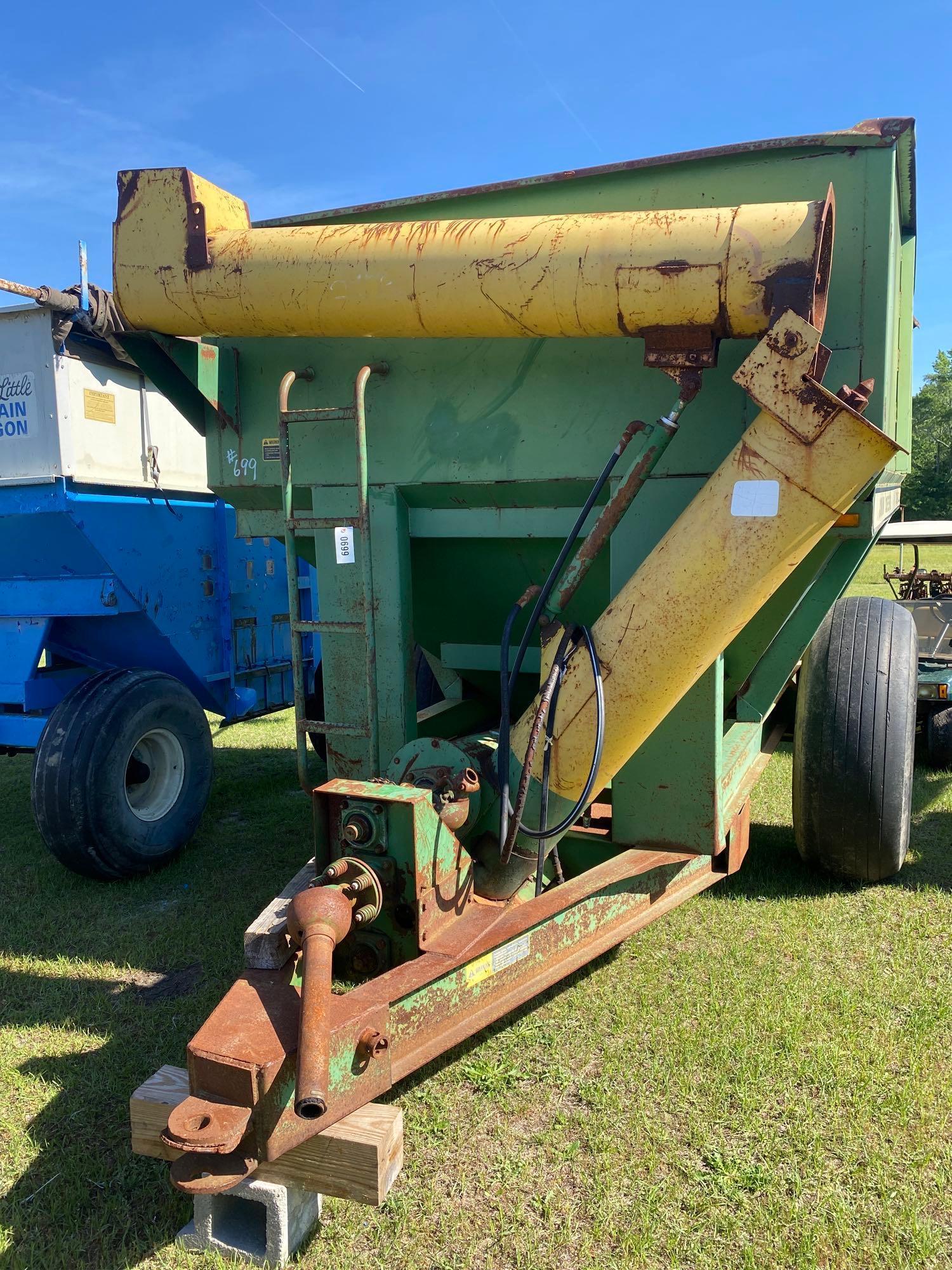 John Deere Grain Cart