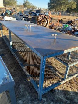 SHOP TABLE W/ AIR