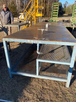 SHOP TABLE W/ AIR