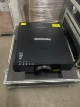 PROJECTOR