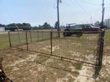 LIVESTOCK PEN W/ GATE