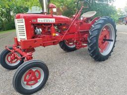 CLASSIC SHOW TRACTOR