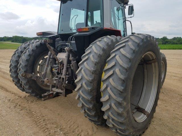 1989 MASSEY FERGUSON 3680 MFWD TRACTOR