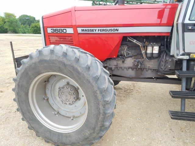 1989 MASSEY FERGUSON 3680 MFWD TRACTOR