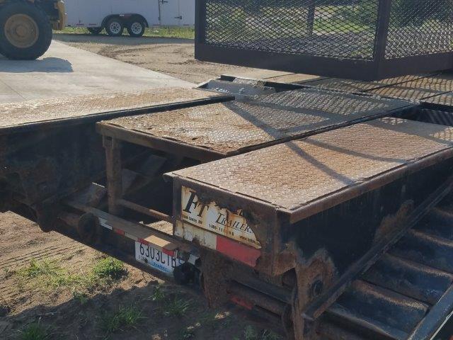 2005 FELLING 36ft GOOSENECK TRI-AXLE FLATBED TRAILER