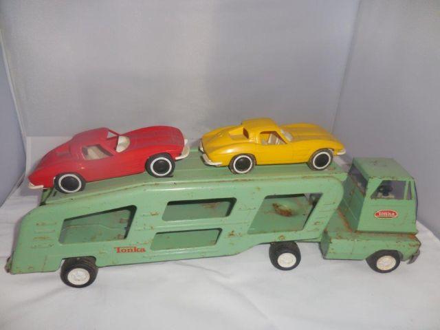 Tonka Car Transport- 2 Corvettes