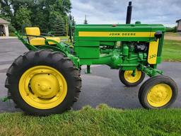 John Deere Model 320