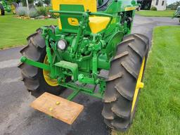 John Deere Model 1010 Gas