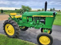 John Deere Model 1010 Gas