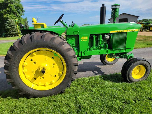 John Deere Model 4010 Dsl