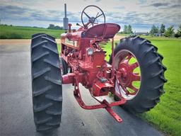 IHC Farmall 350 Gas