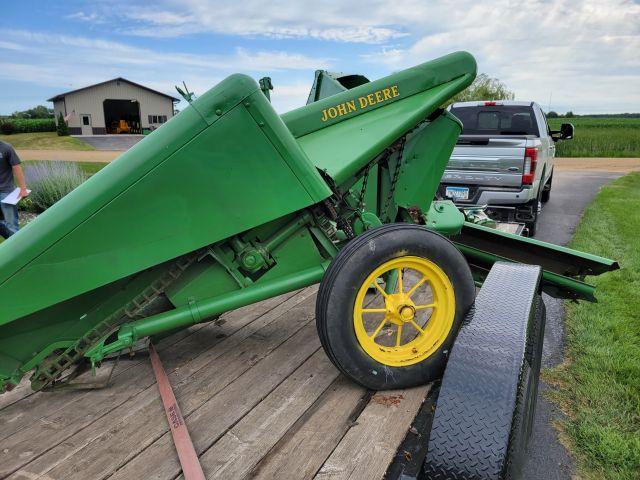 John Deere No.101 Mounted 1 Row Corn Picker