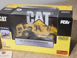 Cat 611 Wheel Tractor Scraper