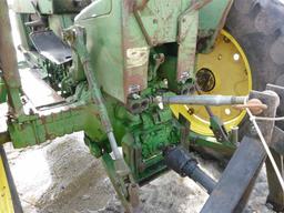 JD 2520 Tractor