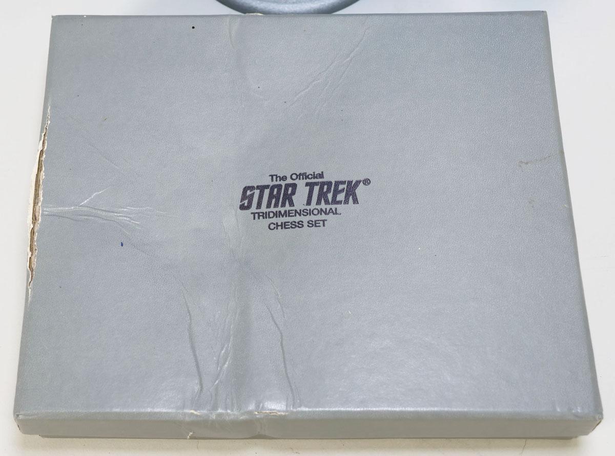 The Official Franklin Mint 1994 Star Trek Tridimensional 3D Chess Set