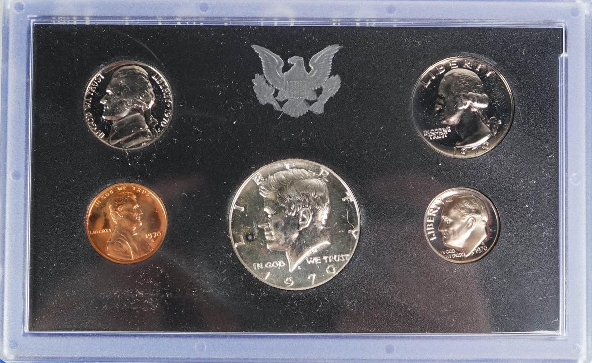 2-1968 Unc. U.S. Mint Sets & 2-1969 & 1970 U.S. Proof Sets