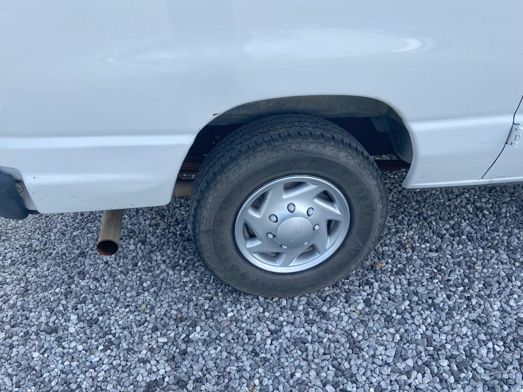 2009 Ford Econoline Wagon Van