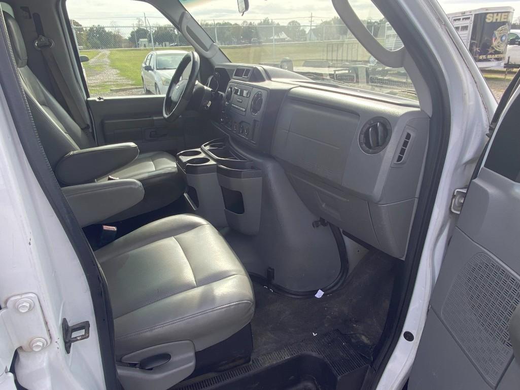 2009 Ford Econoline Wagon Van