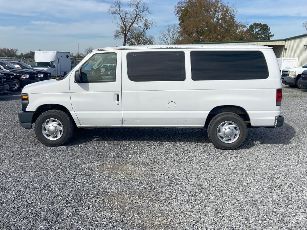 2009 Ford Econoline Wagon Van