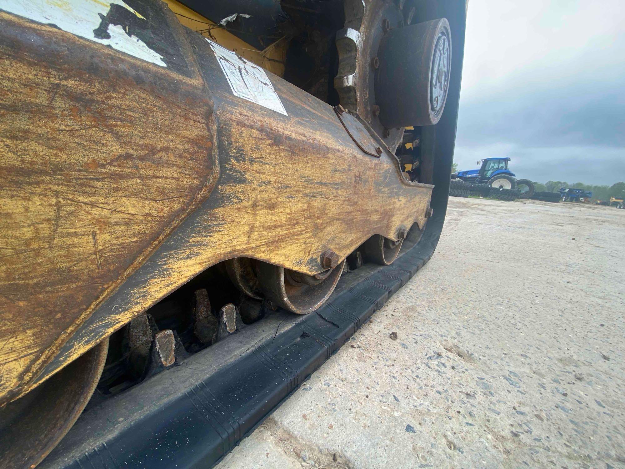 2021 New Holland C327 Track Skid Steer