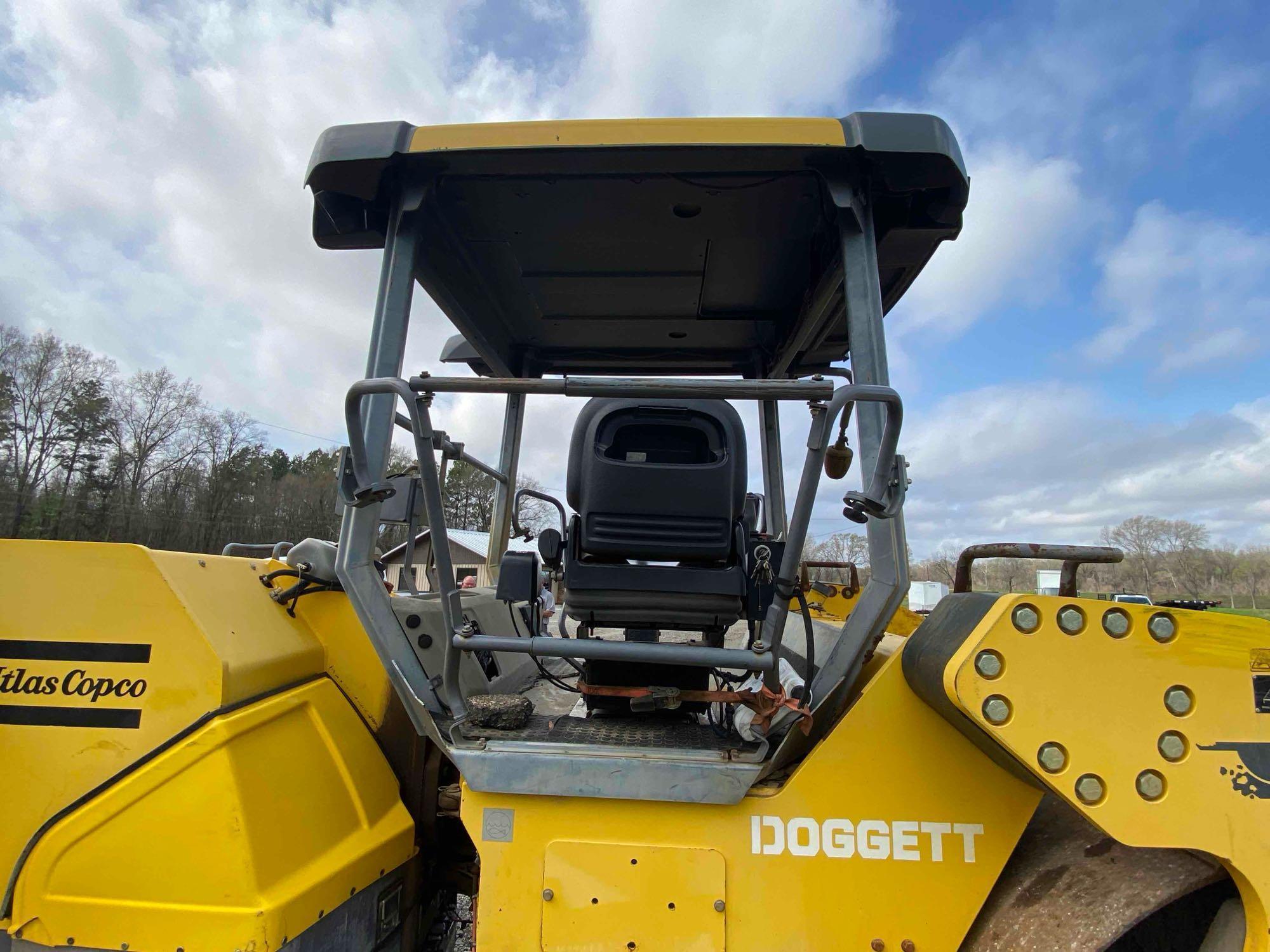 2015 Dynapac CC6200