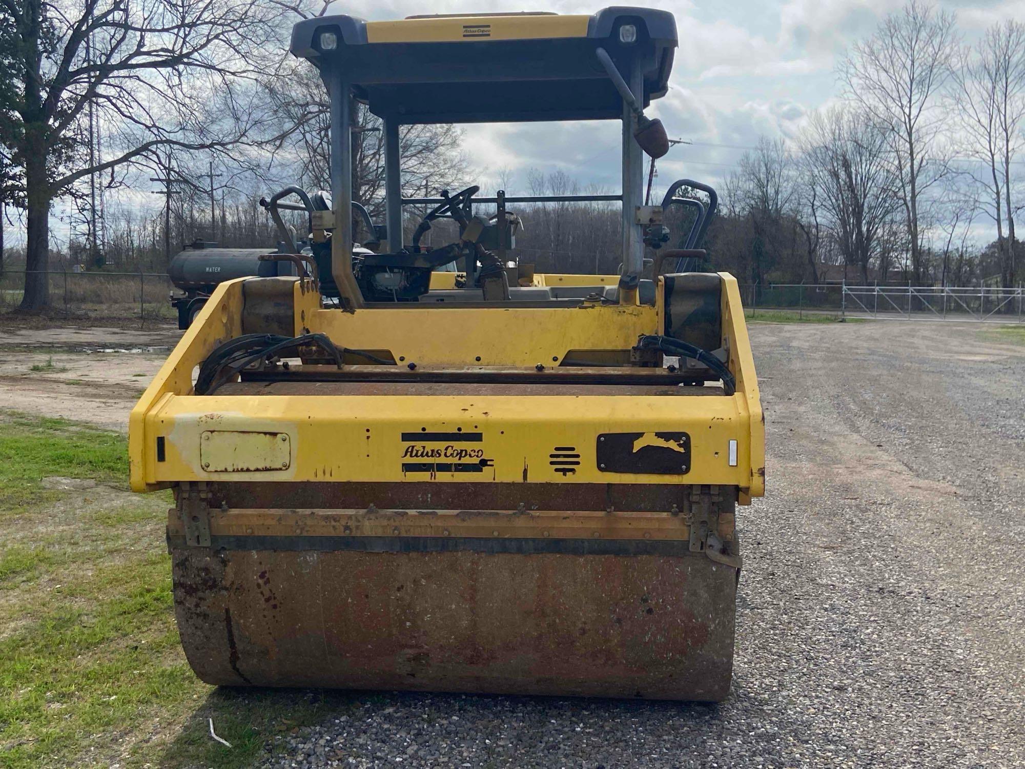 2015 Dynapac CC6200