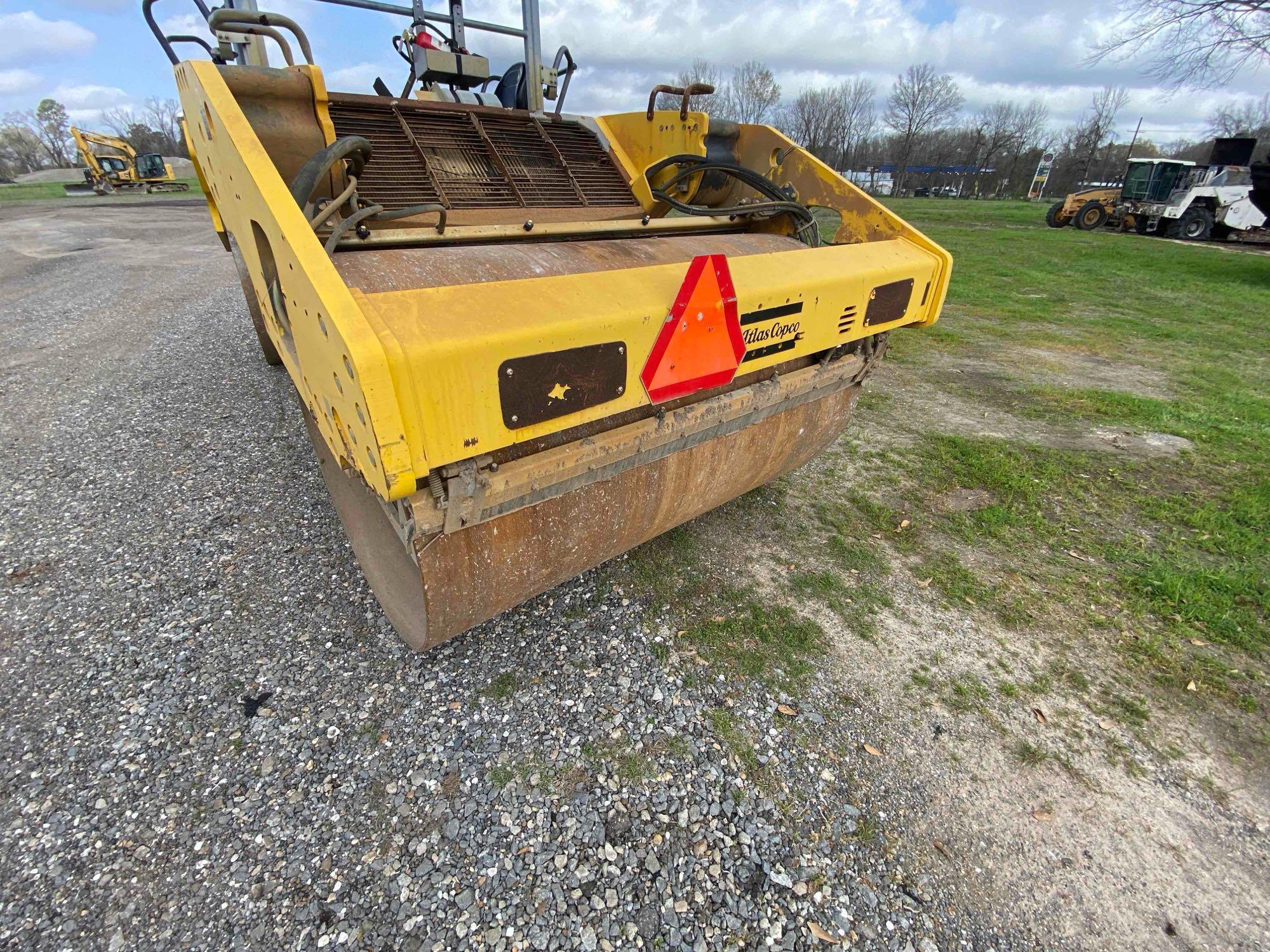 2015 Dynapac CC6200