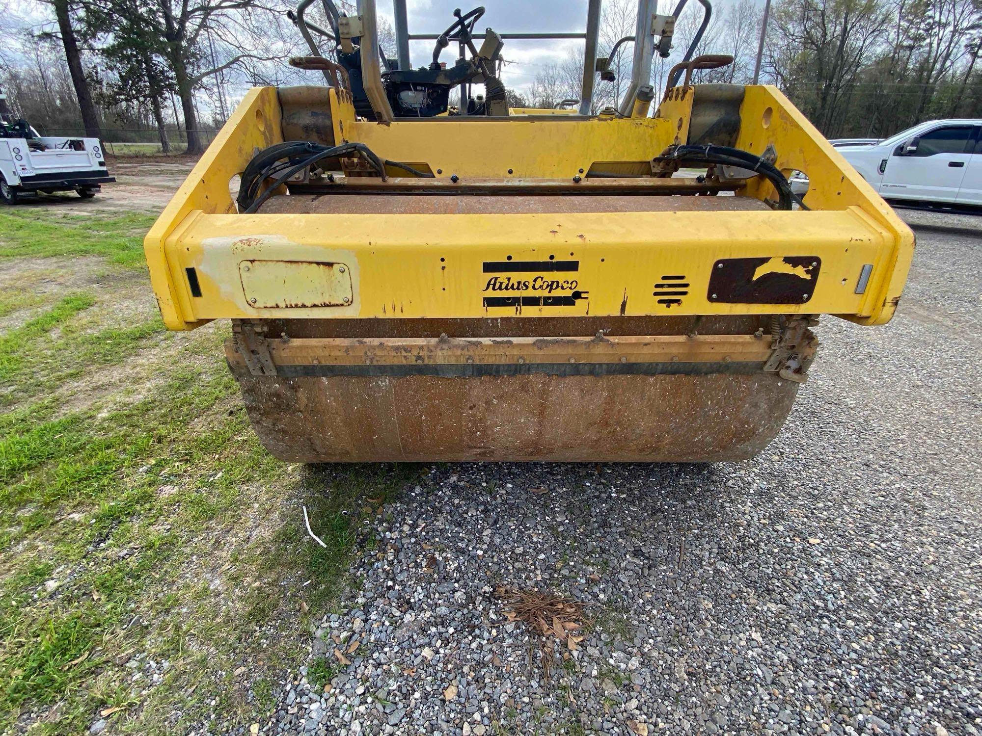 2015 Dynapac CC6200