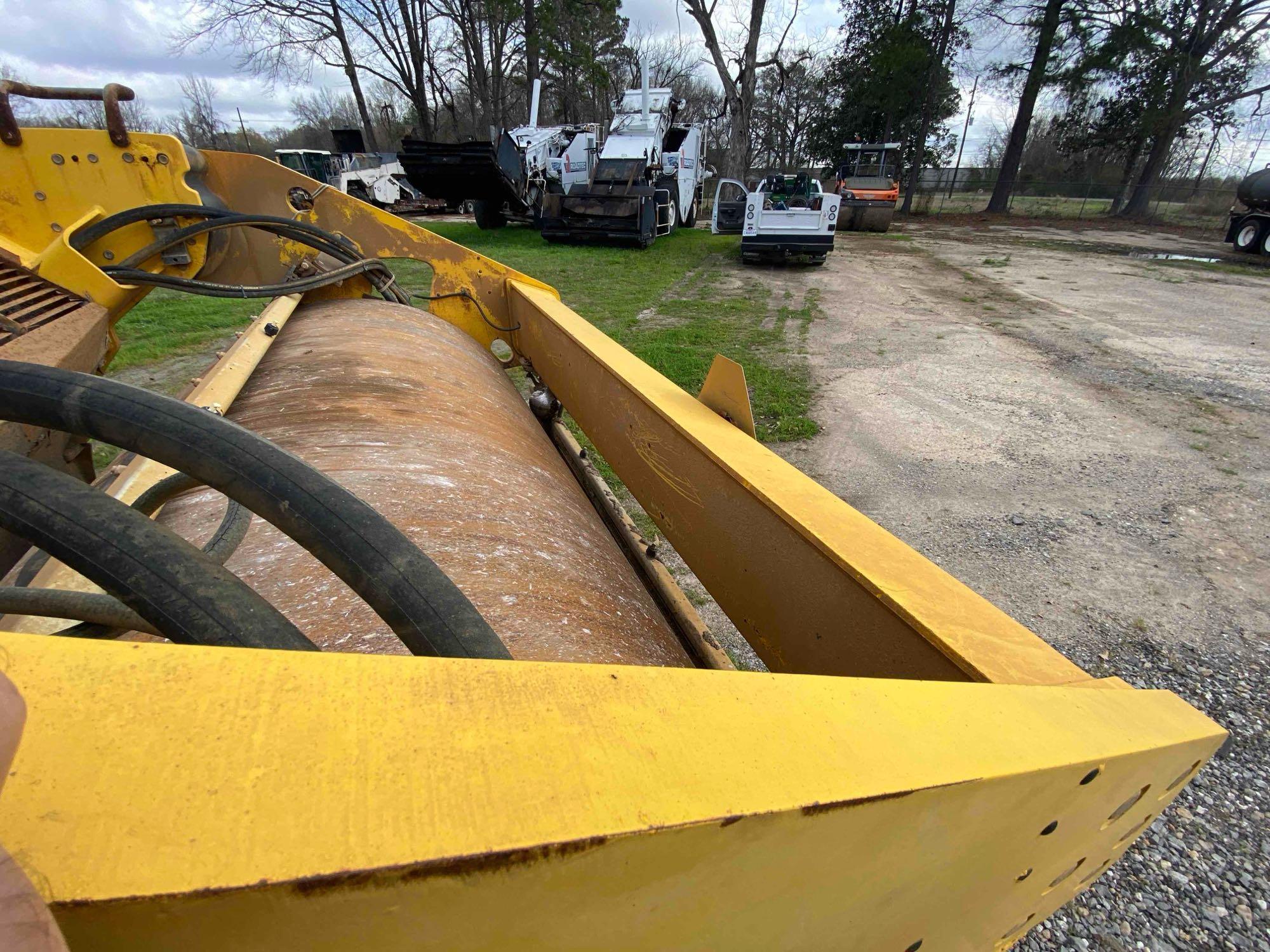 2015 Dynapac CC6200