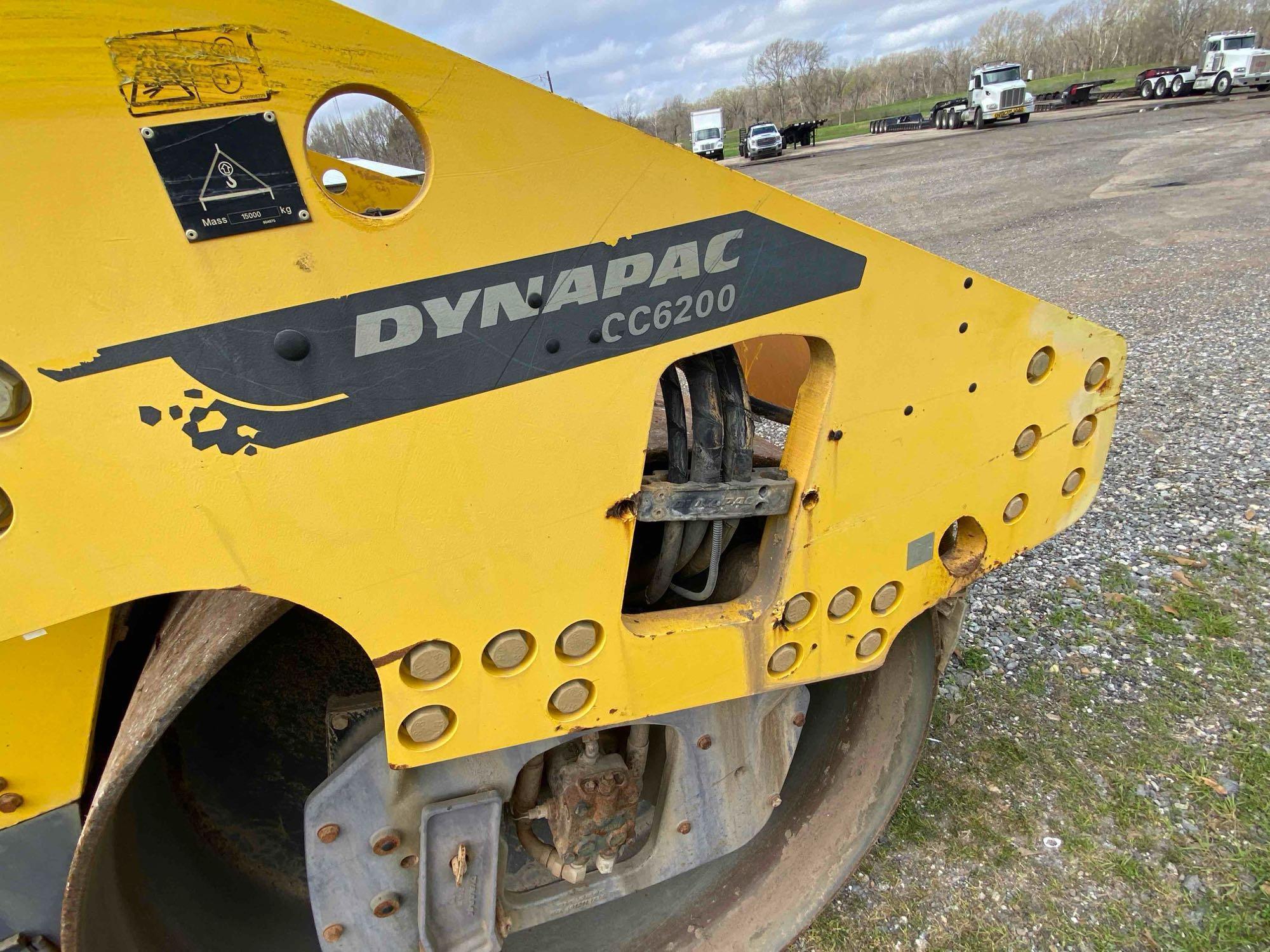 2015 Dynapac CC6200