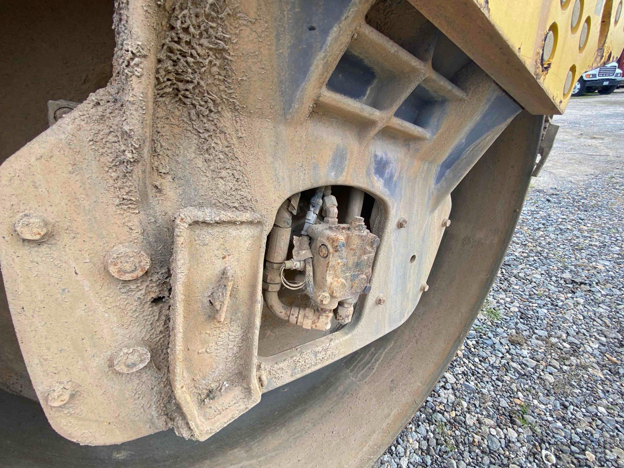 2015 Dynapac CC6200