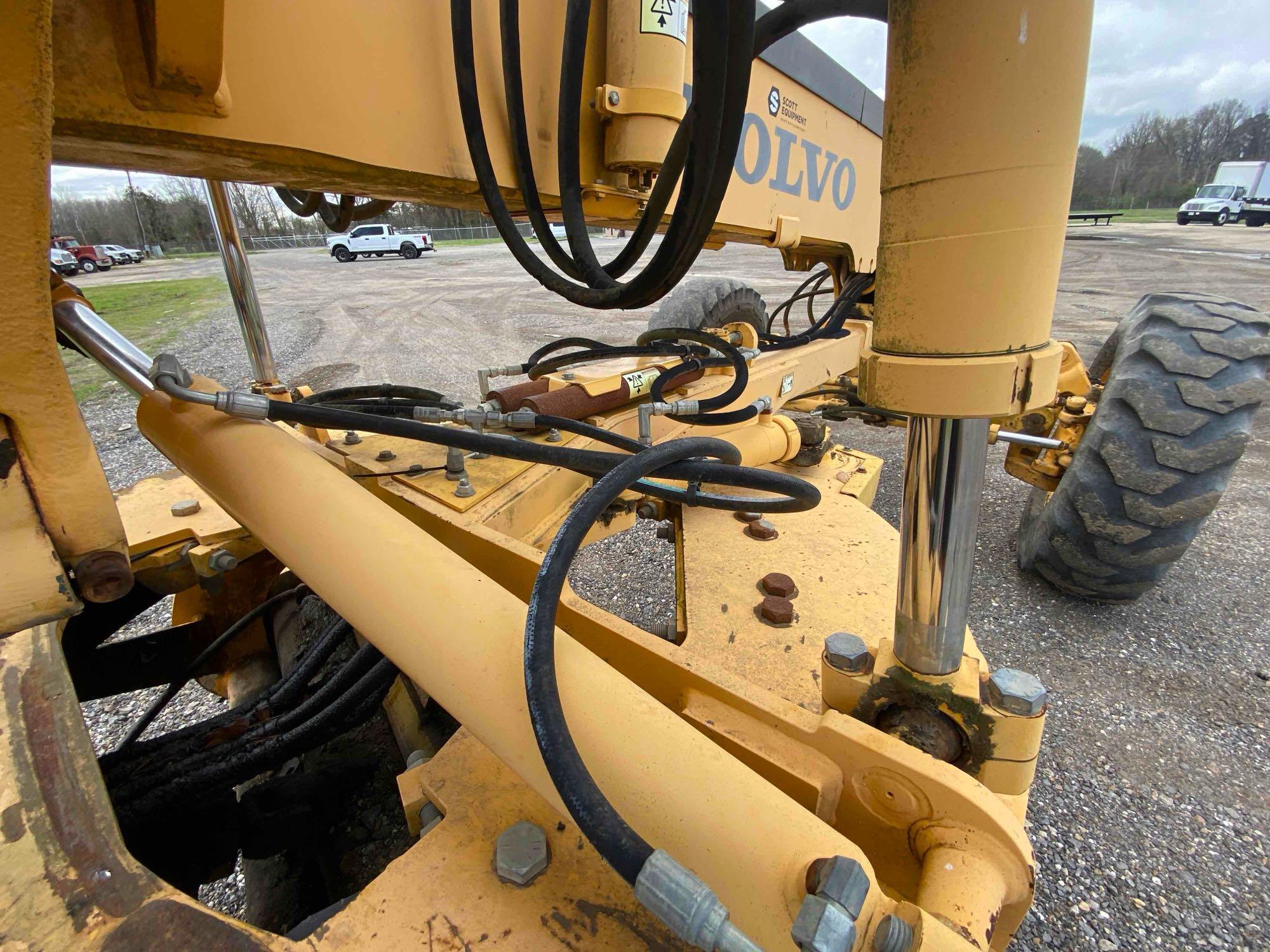 2011 Volvo G930 Motor Grader