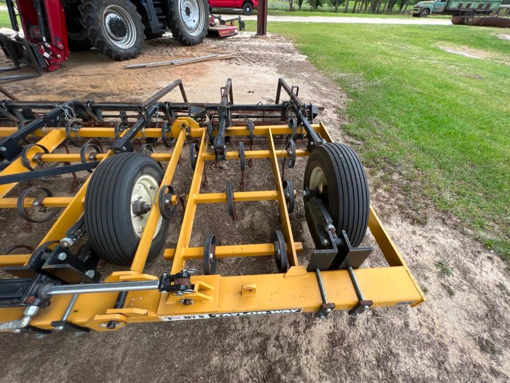 Taylor-Way 875 19ft Hydraulic Fold Field Cultivator