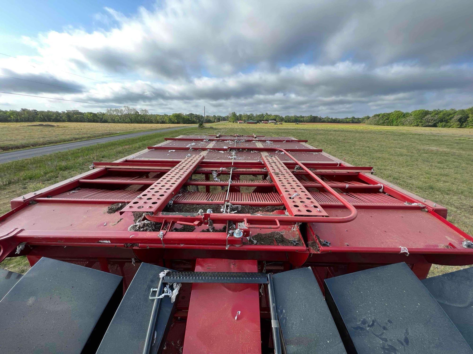 2017 Case 620 Cotton Picker