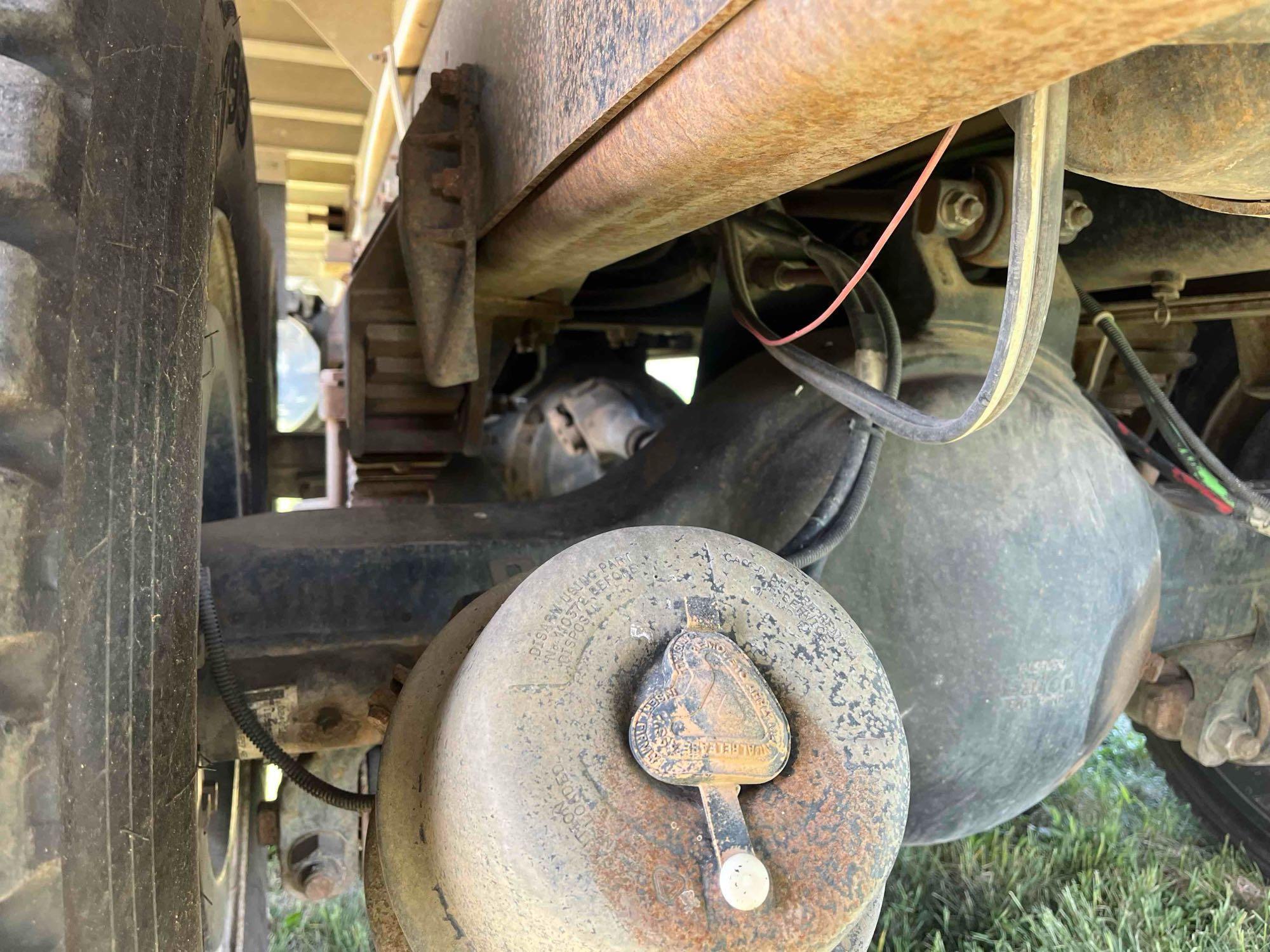 1998 Chevrolet 8500 Grain Truck