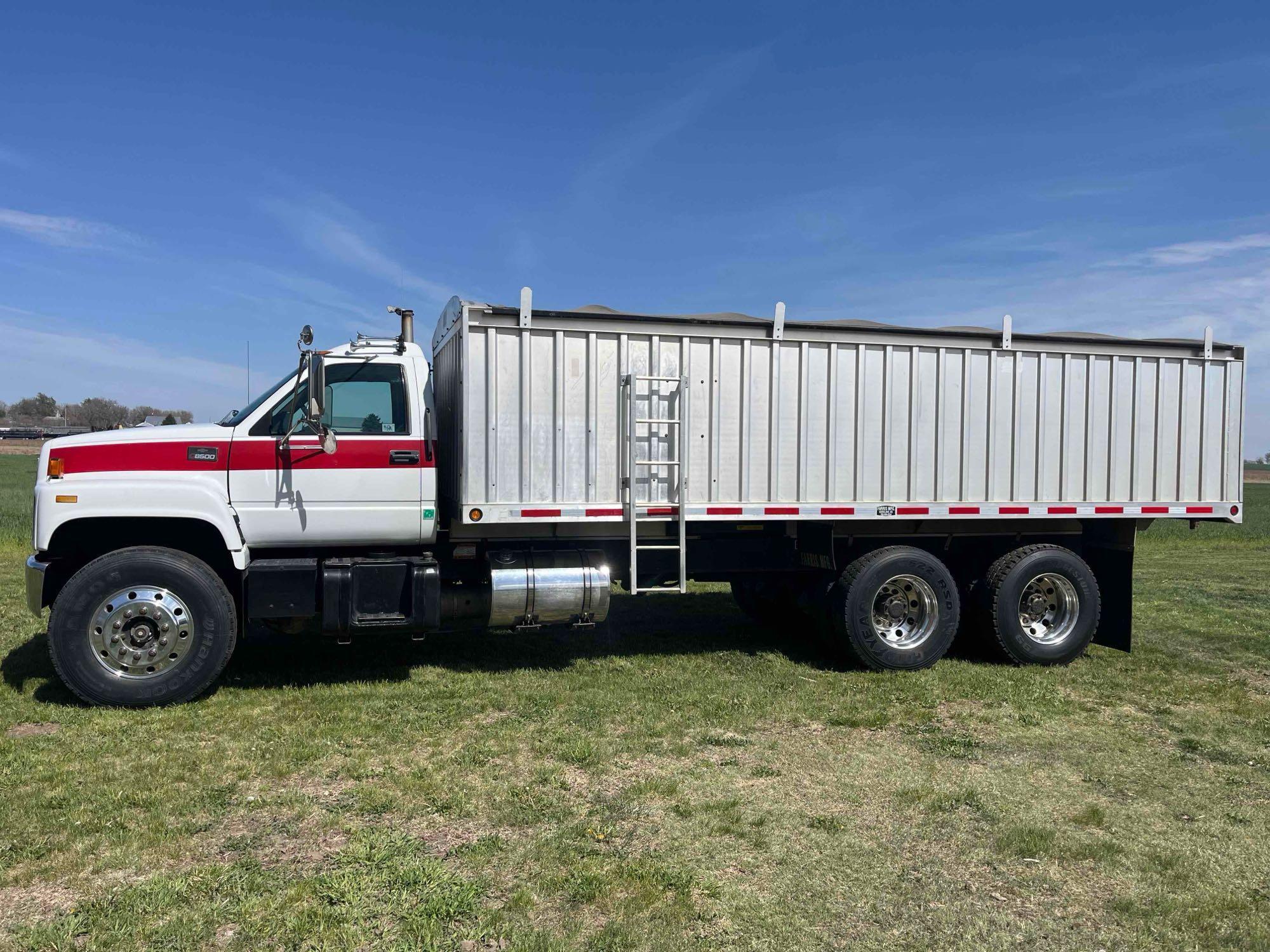 1998 Chevrolet 8500 Grain Truck