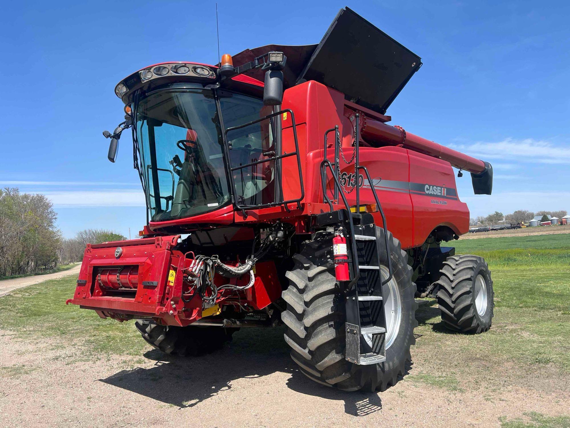 2014 Case IH 6130 Combine