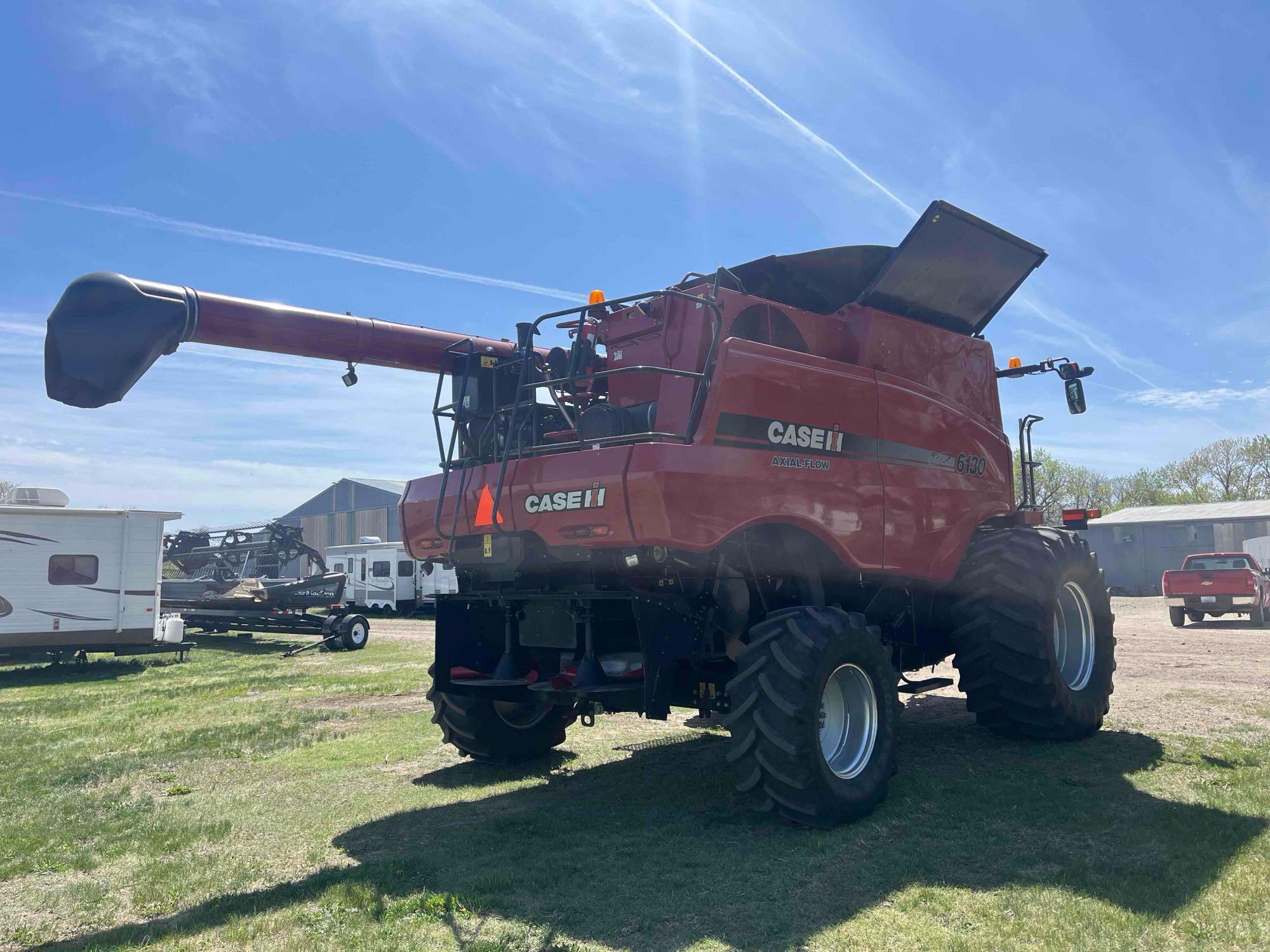 2014 Case IH 6130 Combine