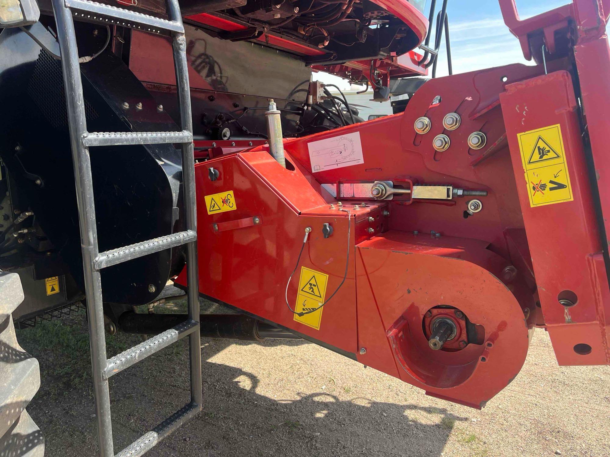 2014 Case IH 6130 Combine