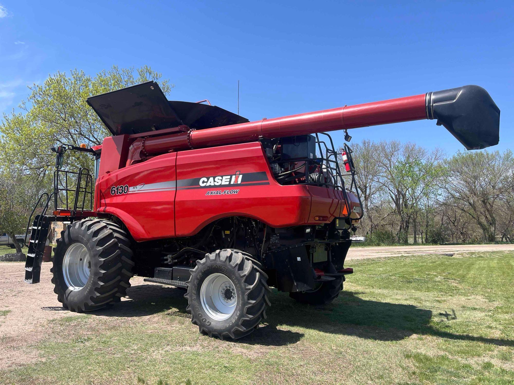 2014 Case IH 6130 Combine