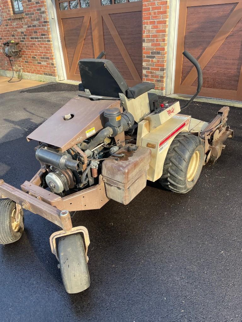 2001 Grasshopper Zero-Turn Mower